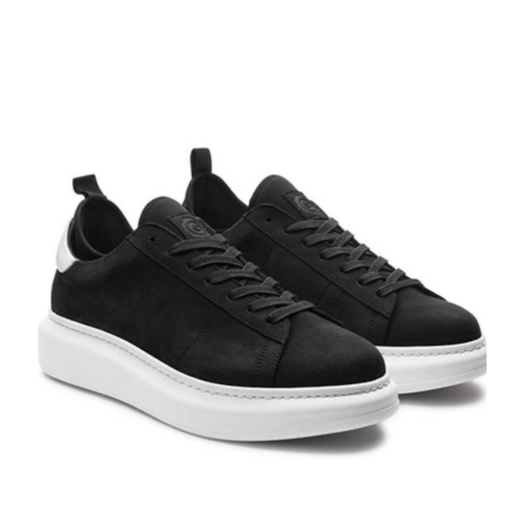 Greats Royale The Alta Sneakers | Black Leather